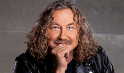 Игорь Николаев