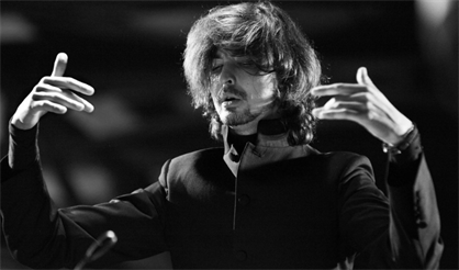 Оркестр и хор Questa Musica. Дирижер - Филипп Чижевский