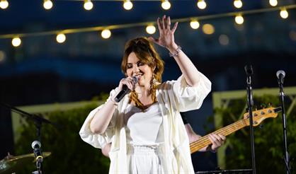 Наталья Сидорцова и её шоу «Ренессанс 4.0» на крыше