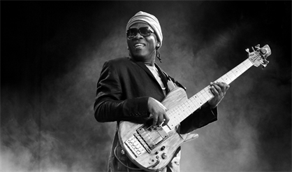 Ришар Бона (бас-гитара, вокал)