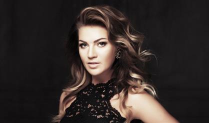 Тропическая классика. Екатерина Морозова (сопрано), Артем Гришаев (рояль)