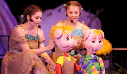 Про трех отважных поросят