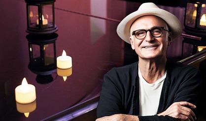 Театральный орган в усадьбе. Эйнауди при свечах