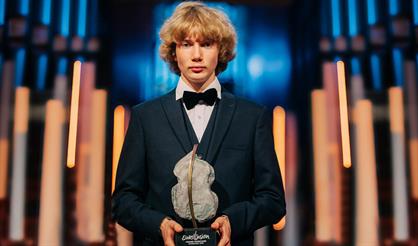 Иван Бессонов играет Шопена