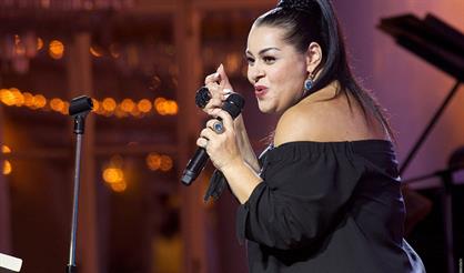 В джазе только девушки