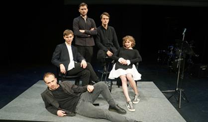 Мхатовские пятницы. Жена в очках